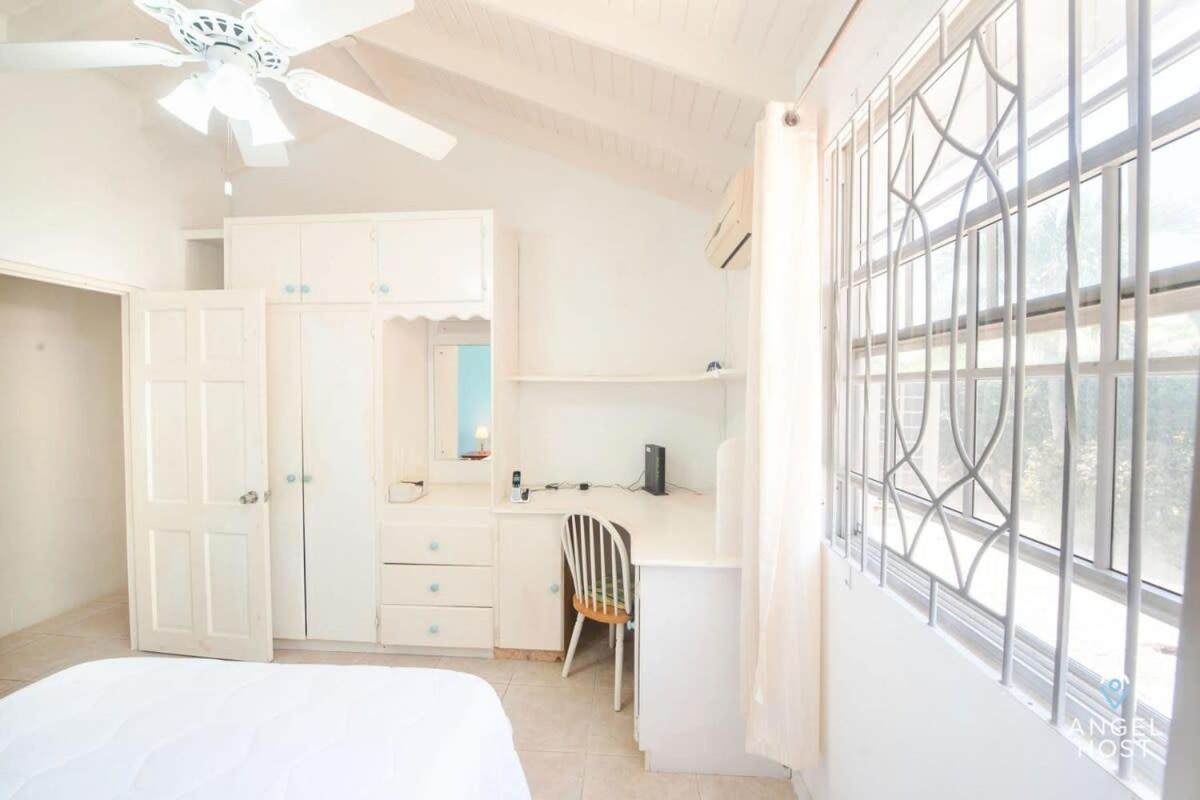 Beachy Cottage I Kitchen I Wi-Fi I Shaded Cabana I Parking Saint Philip Esterno foto