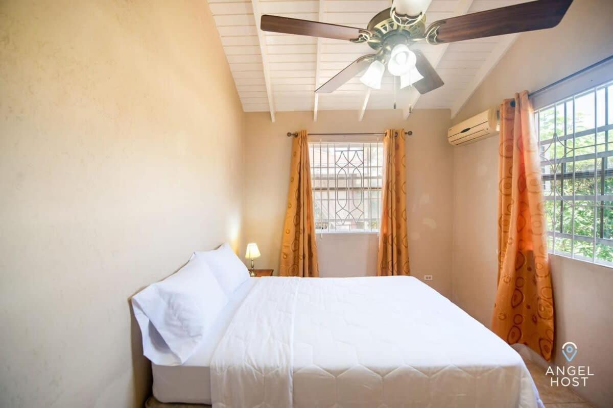 Beachy Cottage I Kitchen I Wi-Fi I Shaded Cabana I Parking Saint Philip Esterno foto